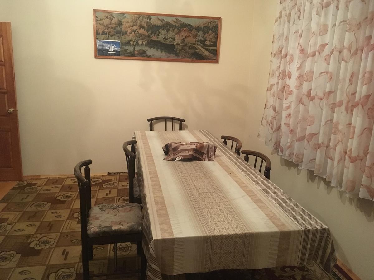Homestay On Akademika Sakharova Suhumi Exterior foto